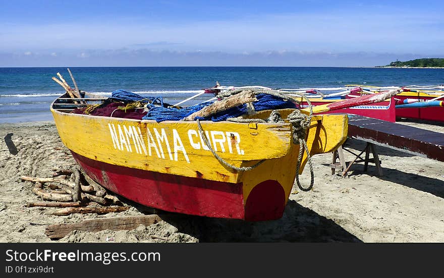 The pristine white beaches of Pagudpud may now be getting a little bit of fame but Currimao is truly an undiscovered gem. Just a 20 minute drive from Laoag, its also pretty convenient for a quick trip to the beach. and of course coconut trees. Watch out for the colourful Bilog fishing boats which can be hired for memorable pleasure trips. The pristine white beaches of Pagudpud may now be getting a little bit of fame but Currimao is truly an undiscovered gem. Just a 20 minute drive from Laoag, its also pretty convenient for a quick trip to the beach. and of course coconut trees. Watch out for the colourful Bilog fishing boats which can be hired for memorable pleasure trips.