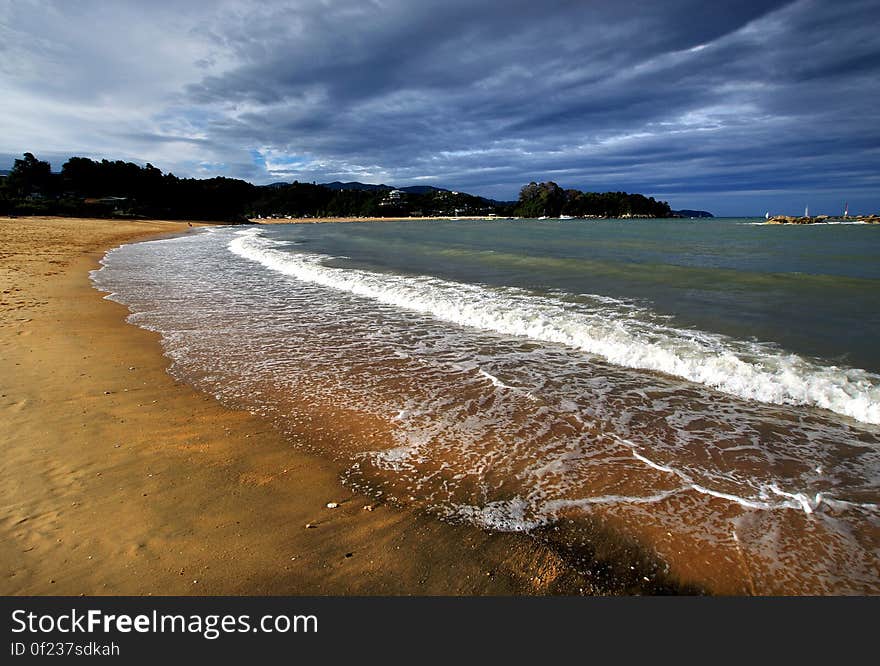 Kaiteriteri is a town and seaside resort in the Tasman Region of the South Island of New Zealand. It is close to both Marahau, the main gateway to Abel Tasman National Park, and the township of Motueka. It is best known for its scenic beaches. Kaiteriteri is a town and seaside resort in the Tasman Region of the South Island of New Zealand. It is close to both Marahau, the main gateway to Abel Tasman National Park, and the township of Motueka. It is best known for its scenic beaches