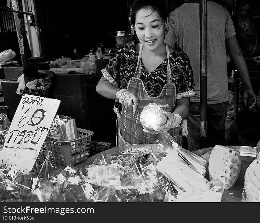 Pineapple woman, Rayong market