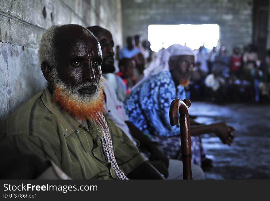 Members of the business community in Kismayo attend a meeting with foreign journalists to discuss the recent liberation of the city by al-Shabab and the future of the region&#x27;s charcoal industry. AU-UN IST PHOTO / TOBIN JONES. Members of the business community in Kismayo attend a meeting with foreign journalists to discuss the recent liberation of the city by al-Shabab and the future of the region&#x27;s charcoal industry. AU-UN IST PHOTO / TOBIN JONES.