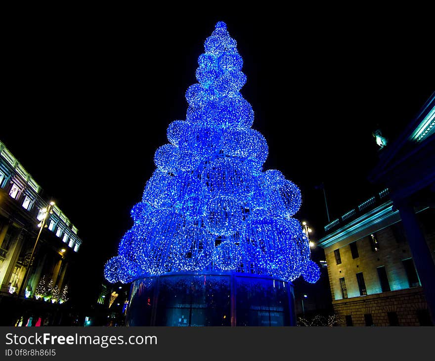 The dublin christmas lights outside the GPO