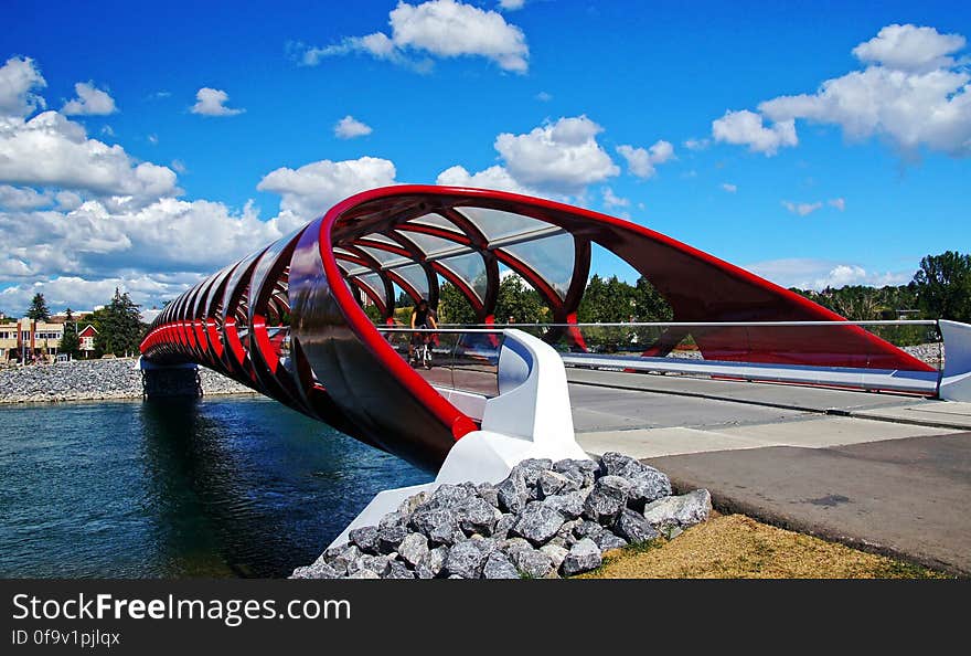 Peace Bridge is a pedestrian bridge, designed by Spanish architect Santiago Calatrava, that accommodates both pedestrians and cyclists crossing the Bow River in Calgary, Alberta, Canada. The bridge opened for use on March 24, 2012. Peace Bridge is a pedestrian bridge, designed by Spanish architect Santiago Calatrava, that accommodates both pedestrians and cyclists crossing the Bow River in Calgary, Alberta, Canada. The bridge opened for use on March 24, 2012