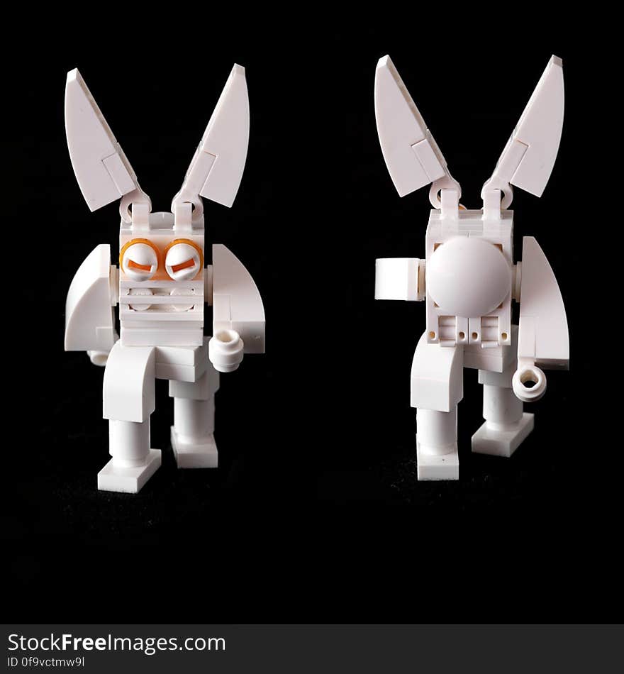 Smasher, the uncute Lego rabbit. Smasher, the uncute Lego rabbit.