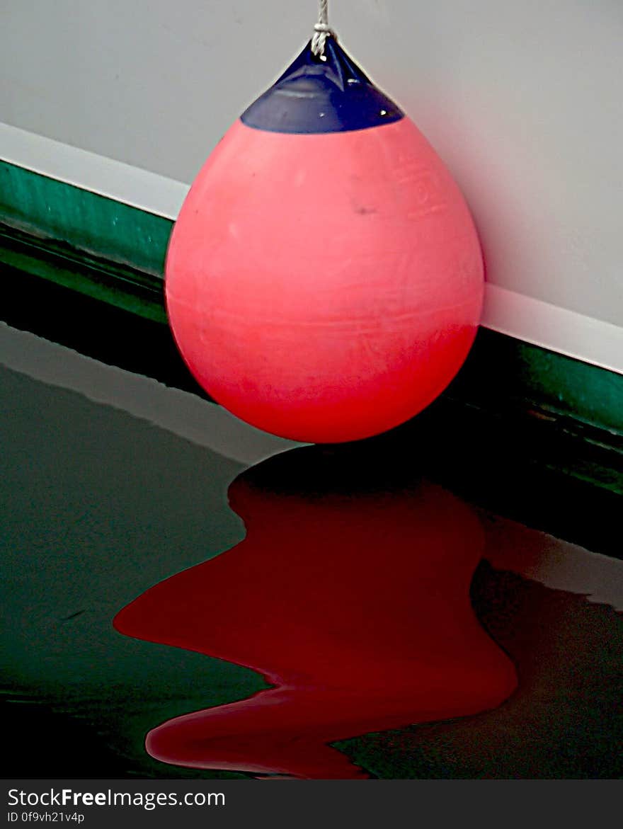 Buoys &#x28;5&#x29;