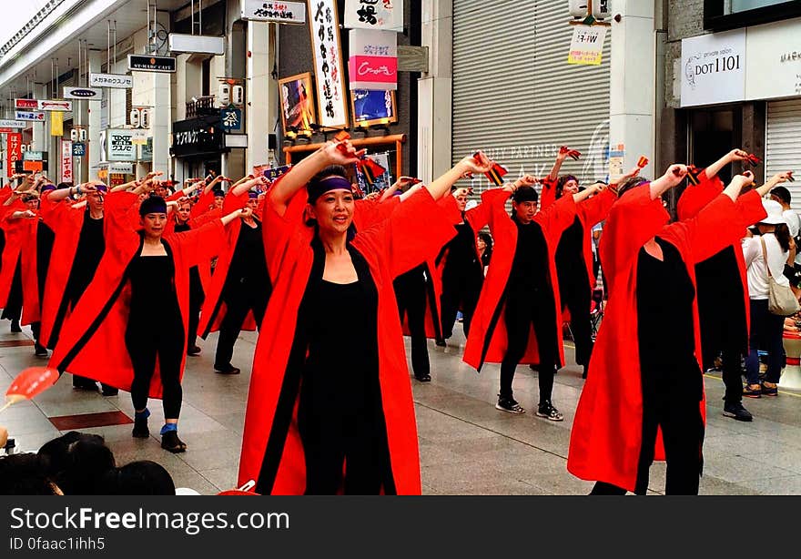 In Kochi &#x28;高知&#x29;, Sakuramai members and the other yosakoi ambassadors joined the international exchange team &#x28;国際交流隊&#x29; and performed in the parades. We were part of the festival. &#x28;*^▽^*&#x29;. In Kochi &#x28;高知&#x29;, Sakuramai members and the other yosakoi ambassadors joined the international exchange team &#x28;国際交流隊&#x29; and performed in the parades. We were part of the festival. &#x28;*^▽^*&#x29;