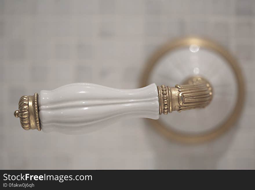 Handle