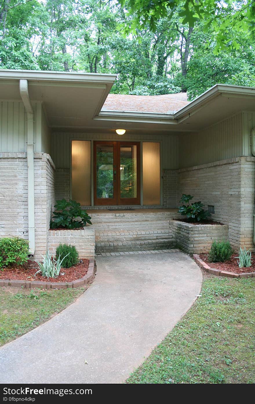 My 3 bedroom 2 bath home at 3878 Samaria Court, Tucker GA is up for sale now. Please contact me or my realtor if you&#x27;re interested, or know someone who might be. This home is in the Atlanta Georgia area with convenient access to 85, 285, and 78. Ten minutes from downtown Decatur. See the complete set of photos here, and a larger slideshow version on a little website I put together here: 3878samaria.com. My 3 bedroom 2 bath home at 3878 Samaria Court, Tucker GA is up for sale now. Please contact me or my realtor if you&#x27;re interested, or know someone who might be. This home is in the Atlanta Georgia area with convenient access to 85, 285, and 78. Ten minutes from downtown Decatur. See the complete set of photos here, and a larger slideshow version on a little website I put together here: 3878samaria.com.