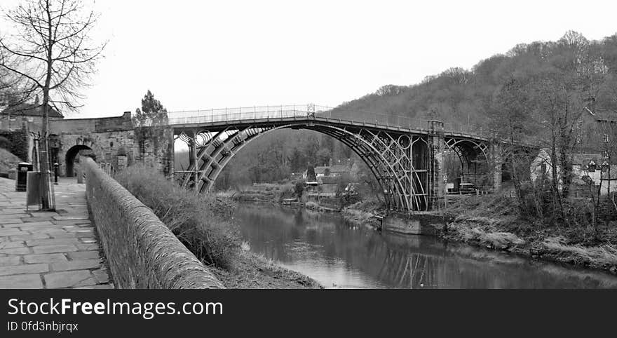 Here is a photograph of the historic Iron Bridge. Located in Telford, Shropshire, England, UK. Here is a photograph of the historic Iron Bridge. Located in Telford, Shropshire, England, UK.