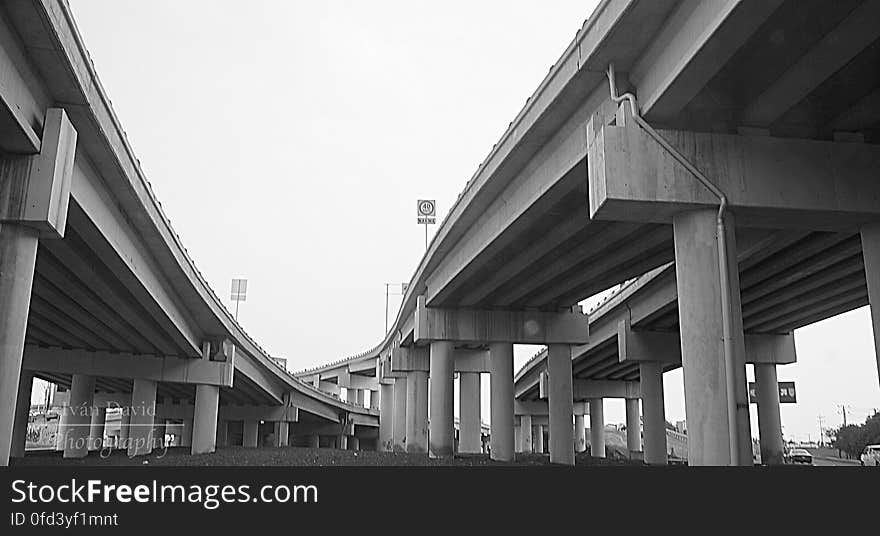 Mexican bridges located in Ixtapaluca &#x28;southern of Mexico City&#x29;