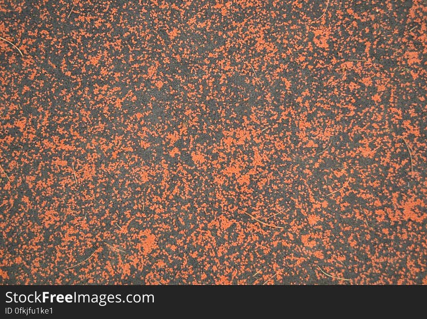 black-and-orange-rubber-mulch