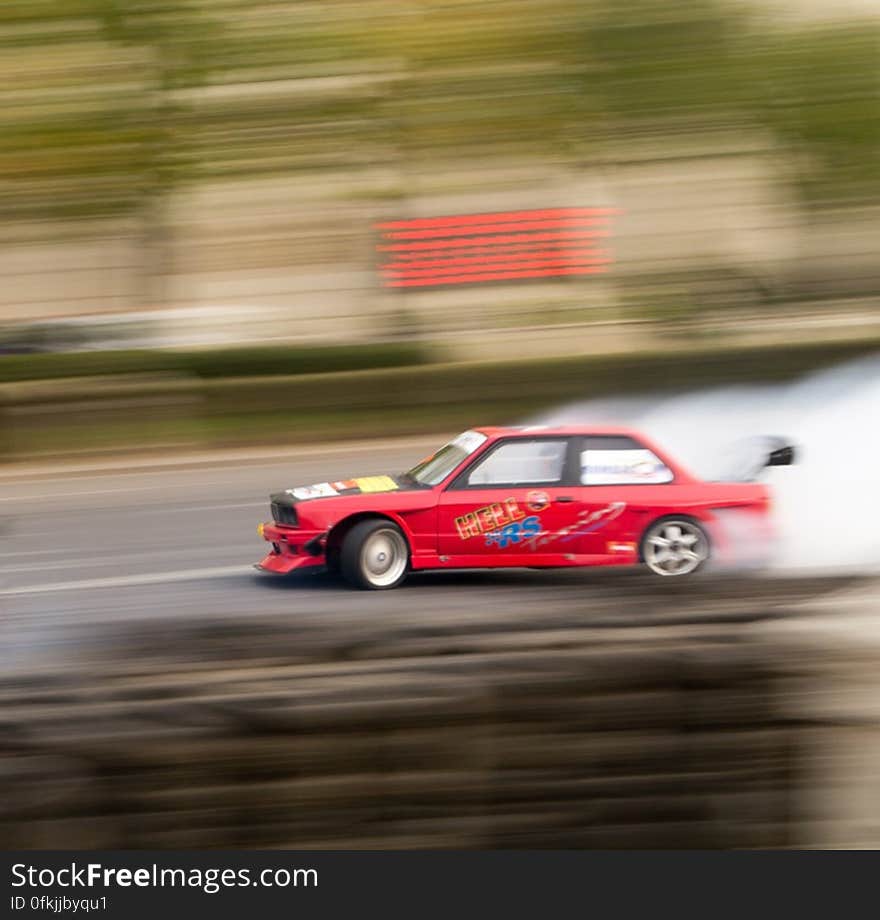 bmw-e30-race-car-drifting