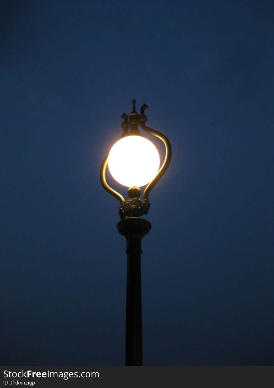 spheric-street-light