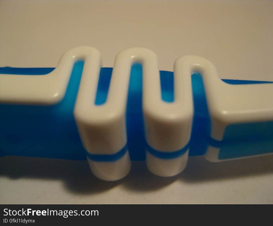 wavy-handle