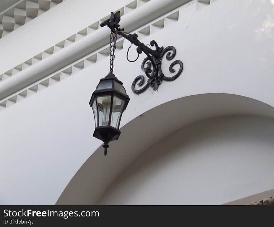 wrought-iron-wall-lamp