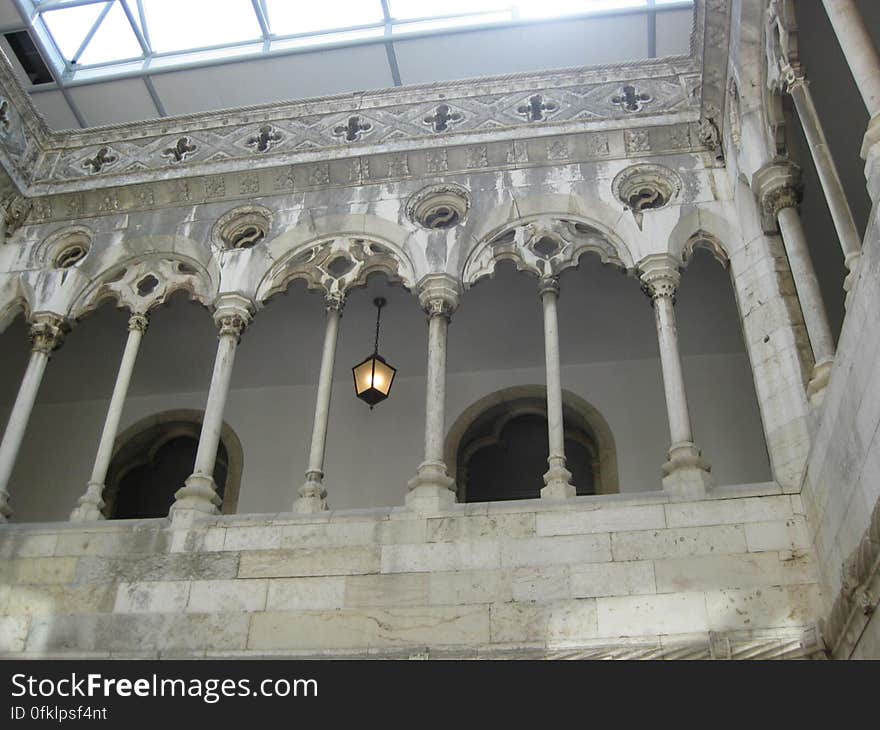 azulejos-museum-arches-of-first-level