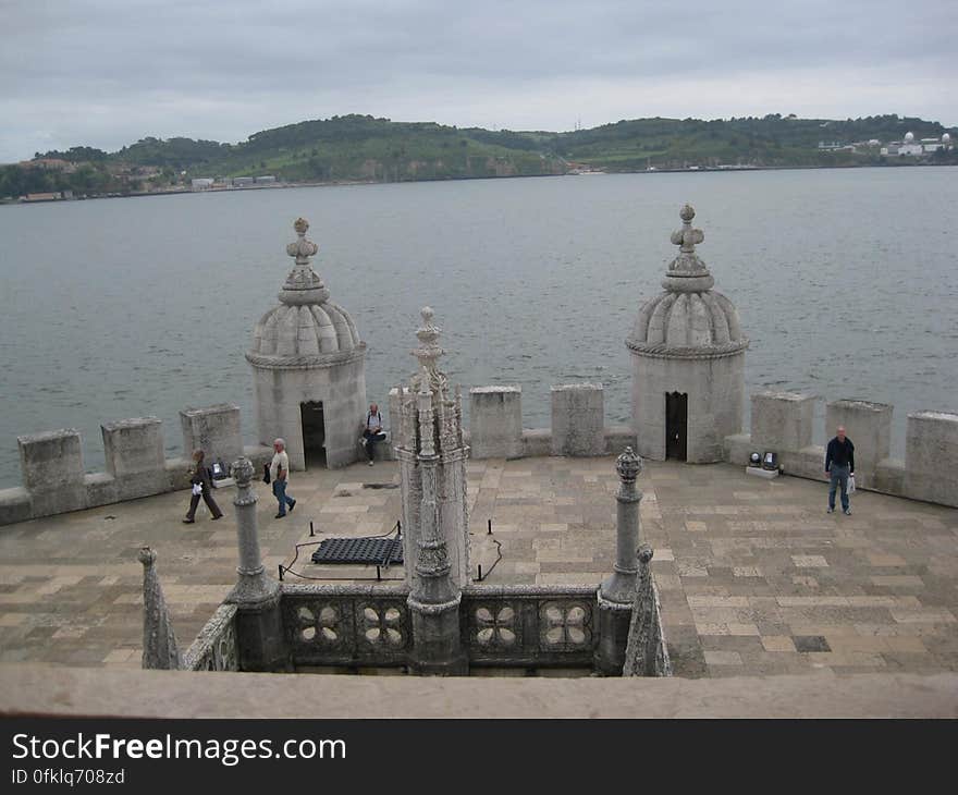 bastion-terrace-facing-tagus-river