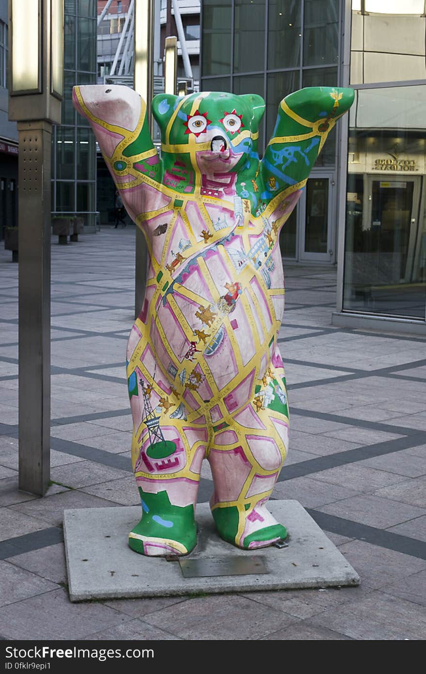 Buddy Bears are a list of fibreglass painted statues depicting Berlin&#039;s symbol, the Bear, in different poses. Buddy Bears are a list of fibreglass painted statues depicting Berlin&#039;s symbol, the Bear, in different poses.