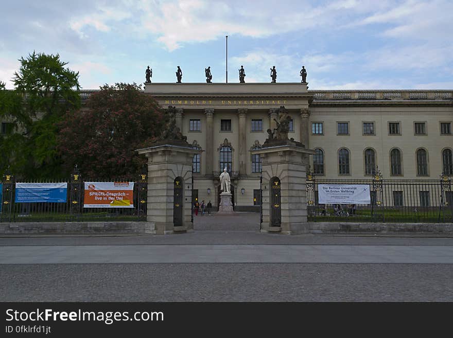 Berlin&#039;s oldest universities, Humboldt University has provided 29 Nobel prize winner and it&#039;s one of the most prestigious higher education institutions in the w. Berlin&#039;s oldest universities, Humboldt University has provided 29 Nobel prize winner and it&#039;s one of the most prestigious higher education institutions in the w