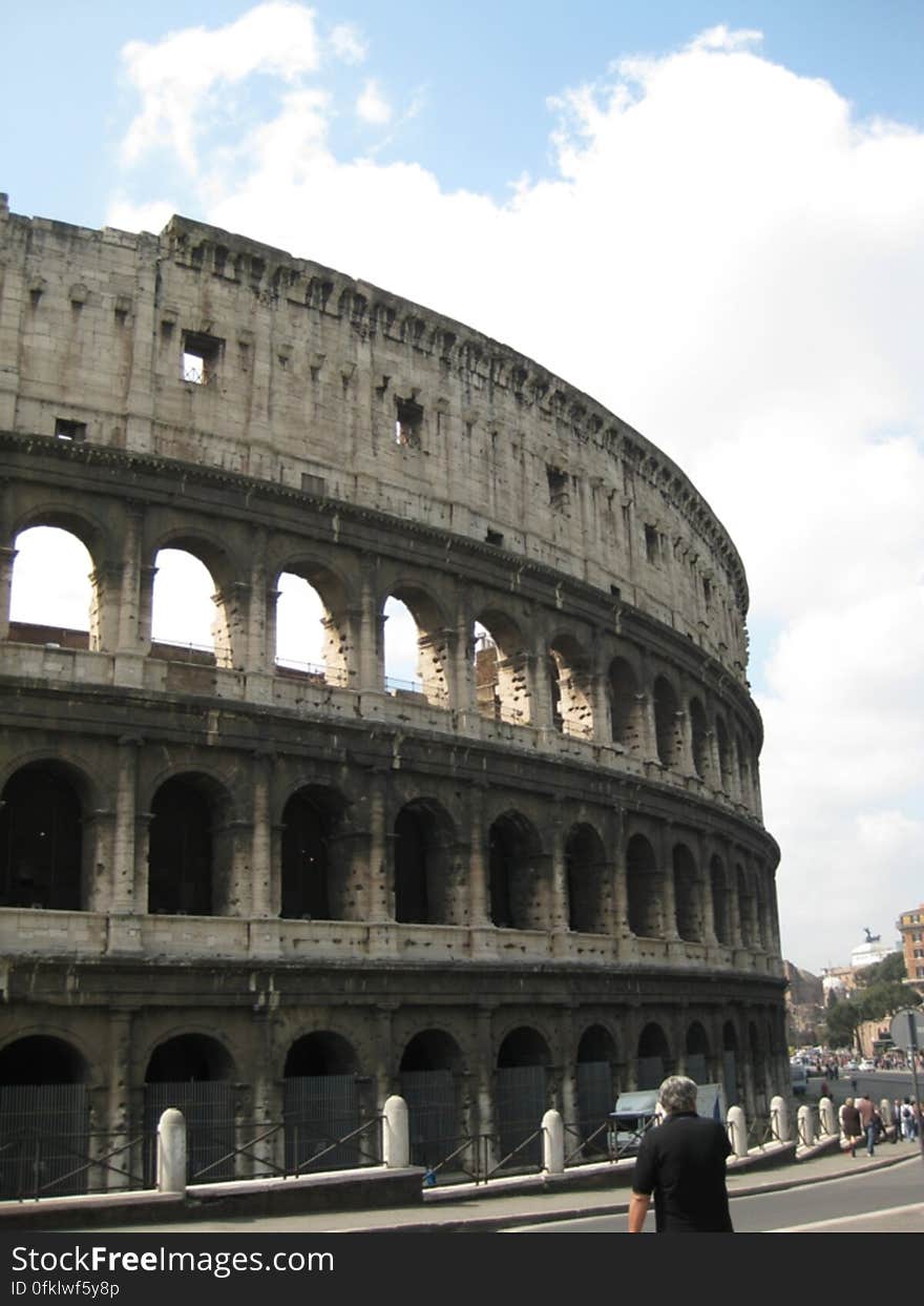 colloseum-wall