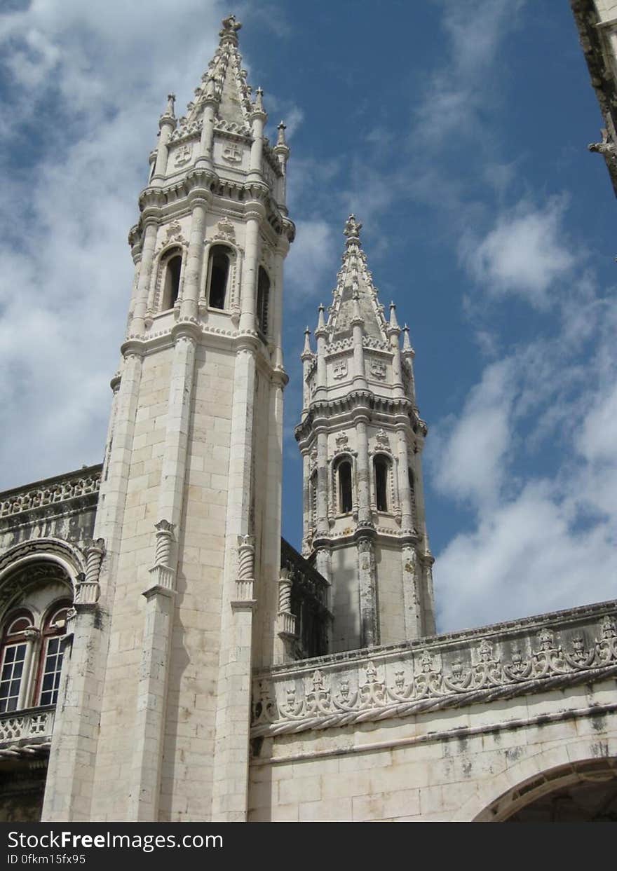 jeronimos-monastery-towers