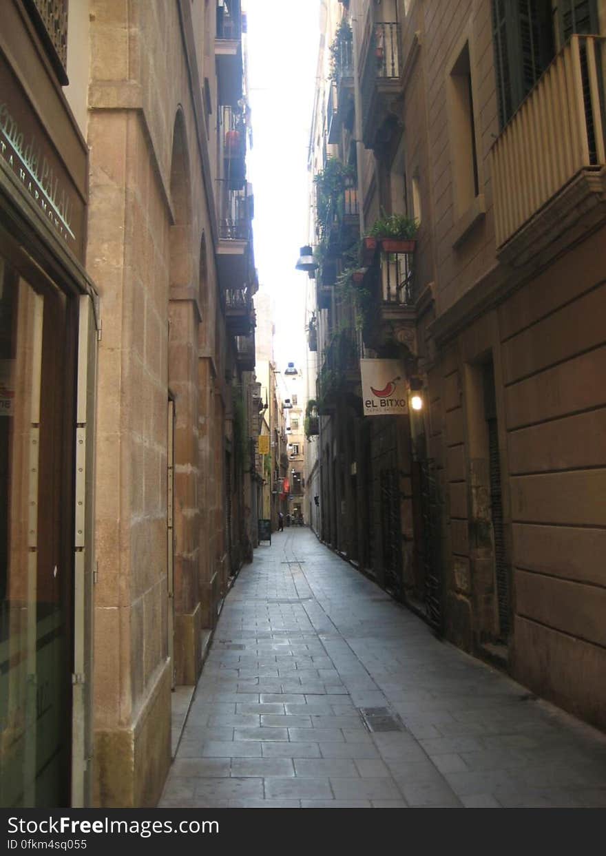 narrow-street