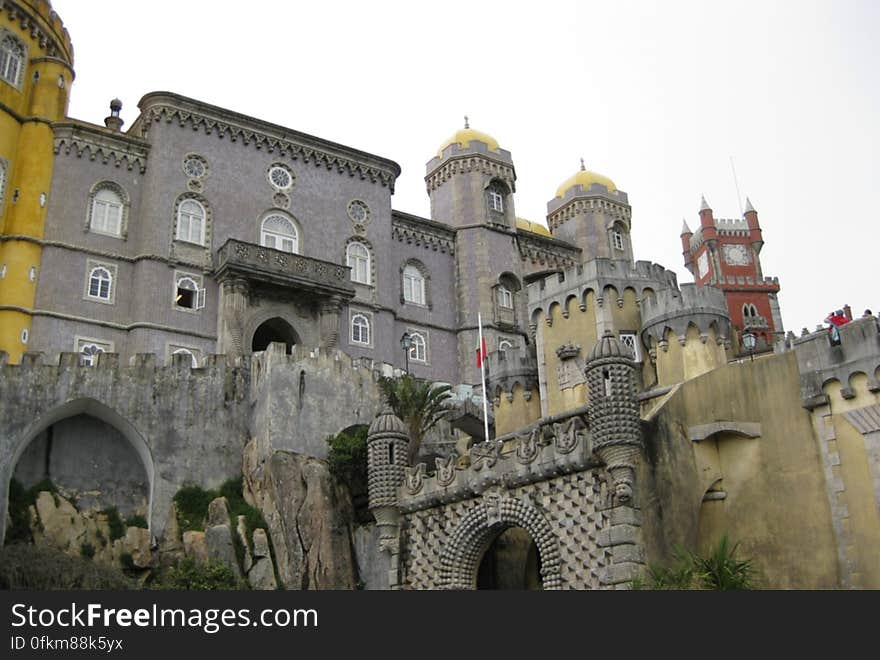 pena-palace-front-view