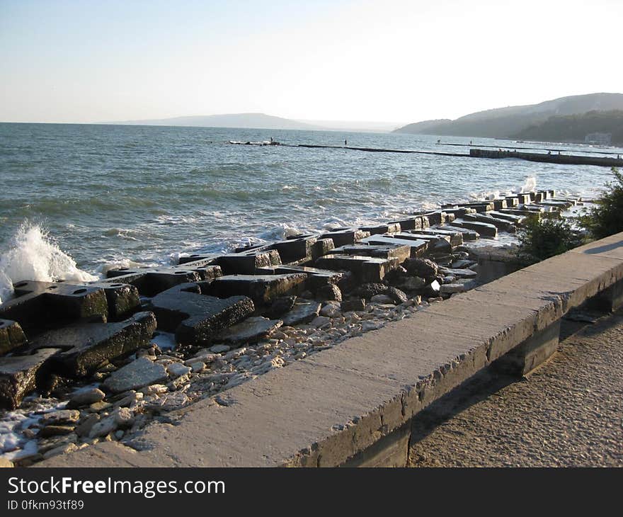 rocks-protecting-the-shore