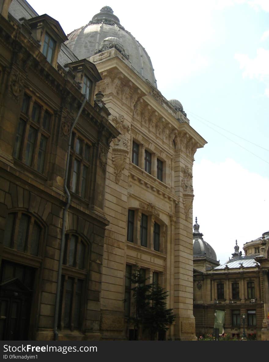 romanian-history-museum-corner