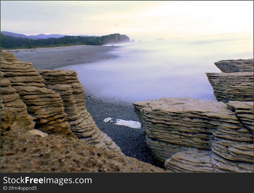 West Coast beaches of New Zealand &#x28;12&#x29;