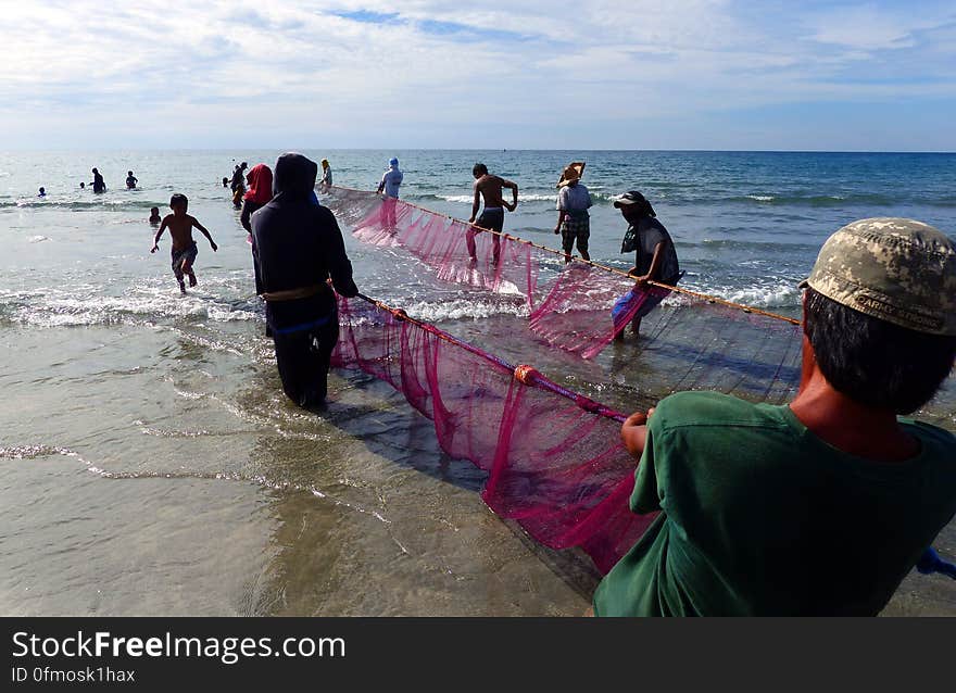 The Philippines is surrounded by a vast aquatic resource base. In 1976 the government adopted a 200-nautical-mile exclusive economic zone covering some 2.2 million square kilometers. However, the country&#x27;s traditional fishing grounds constituted a relatively small 126,500-squarekilometer area. Fish and other seafood provided more than half the protein consumed by the average Filipino household. Total fish production in 1989 was 2.3 million tons. Of this, 46 percent was caught by some 574,000 municipal and subsistence fishermen, who operated small boats in shallow water, customarily no more than three kilometers offshore. These fishermen were among the poorest of the poor, with incomes averaging only 25 percent of the national average. The Philippines is surrounded by a vast aquatic resource base. In 1976 the government adopted a 200-nautical-mile exclusive economic zone covering some 2.2 million square kilometers. However, the country&#x27;s traditional fishing grounds constituted a relatively small 126,500-squarekilometer area. Fish and other seafood provided more than half the protein consumed by the average Filipino household. Total fish production in 1989 was 2.3 million tons. Of this, 46 percent was caught by some 574,000 municipal and subsistence fishermen, who operated small boats in shallow water, customarily no more than three kilometers offshore. These fishermen were among the poorest of the poor, with incomes averaging only 25 percent of the national average