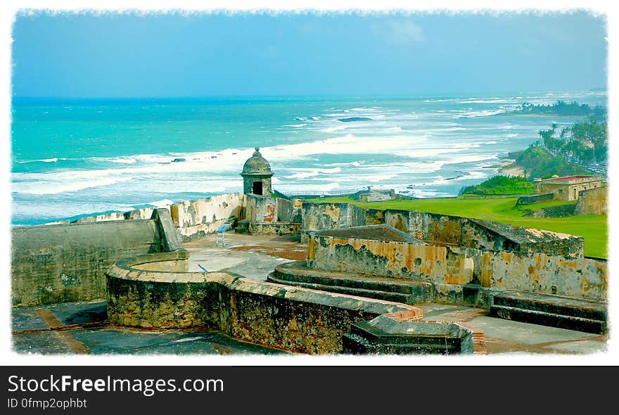 Sony Nex-5 with wide-angle Sony lens. Image taken in San Cristobal... fortress made by Spain, in beautiful Old San Juan Puerto Rico. Where the Old World meets the New. Sony Nex-5 with wide-angle Sony lens. Image taken in San Cristobal... fortress made by Spain, in beautiful Old San Juan Puerto Rico. Where the Old World meets the New.