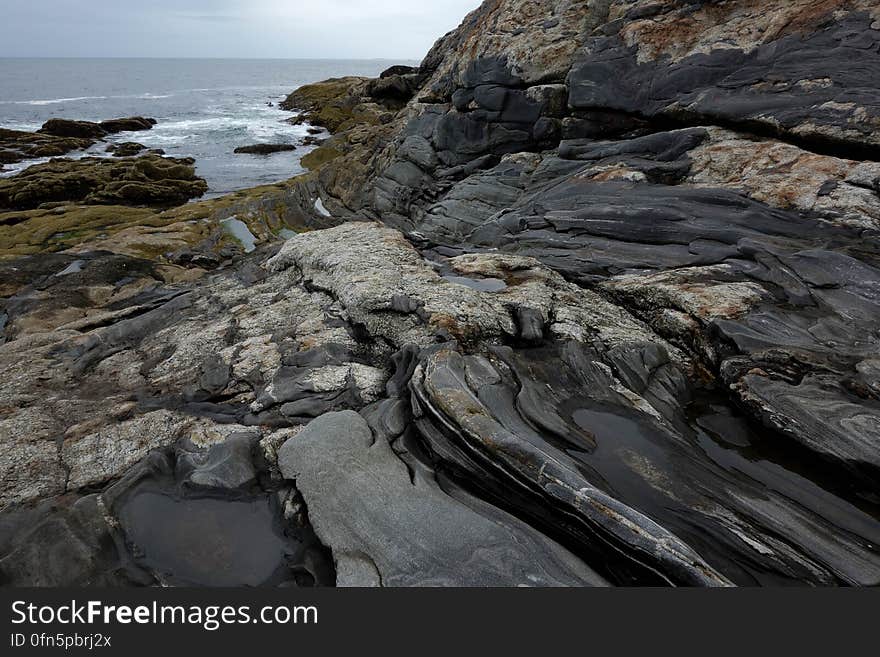 Pemaquid point rocks.