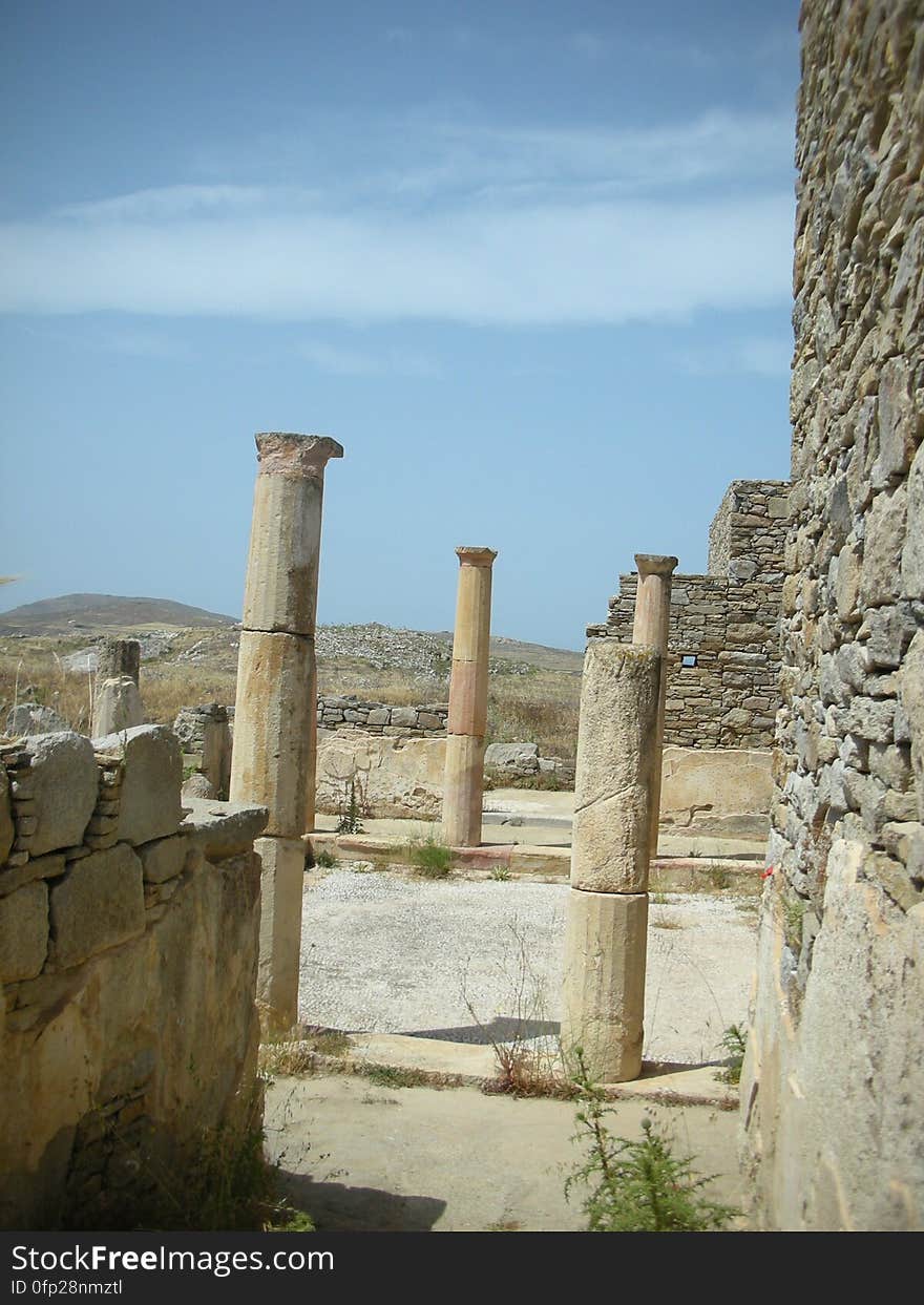 Delos greece