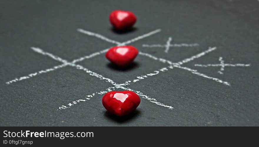 Red Heart Shaped Beads Tic Tac Toe Buttons