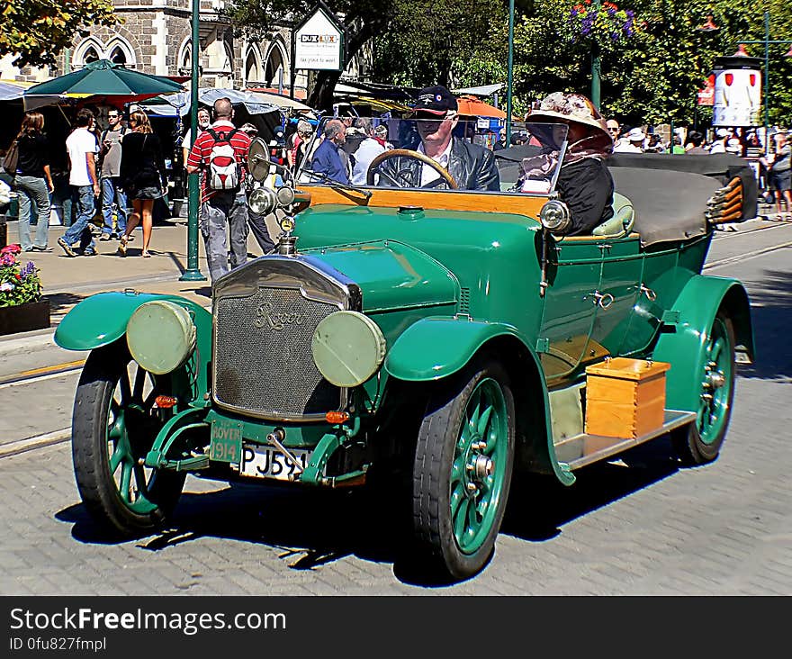 The new Rover 12 arrived in 1912 replacing all previous models and was designed by Owen Clegg who had joined Rover from Wolseley. It had a four-cylinder, water-cooled, side-valve engine of 2297 cc with an SU carburettor made by Rover under licence. Around 5000 were made before World War I. The transmission was three-speed, separate from the engine, and drove the rear axle which had a worm drive. Semi elliptic leaf springs were fitted front and rear. Rear wheel brakes, operated by the hand lever were fitted, with a transmission brake operated by the foot pedal. The new Rover 12 arrived in 1912 replacing all previous models and was designed by Owen Clegg who had joined Rover from Wolseley. It had a four-cylinder, water-cooled, side-valve engine of 2297 cc with an SU carburettor made by Rover under licence. Around 5000 were made before World War I. The transmission was three-speed, separate from the engine, and drove the rear axle which had a worm drive. Semi elliptic leaf springs were fitted front and rear. Rear wheel brakes, operated by the hand lever were fitted, with a transmission brake operated by the foot pedal.