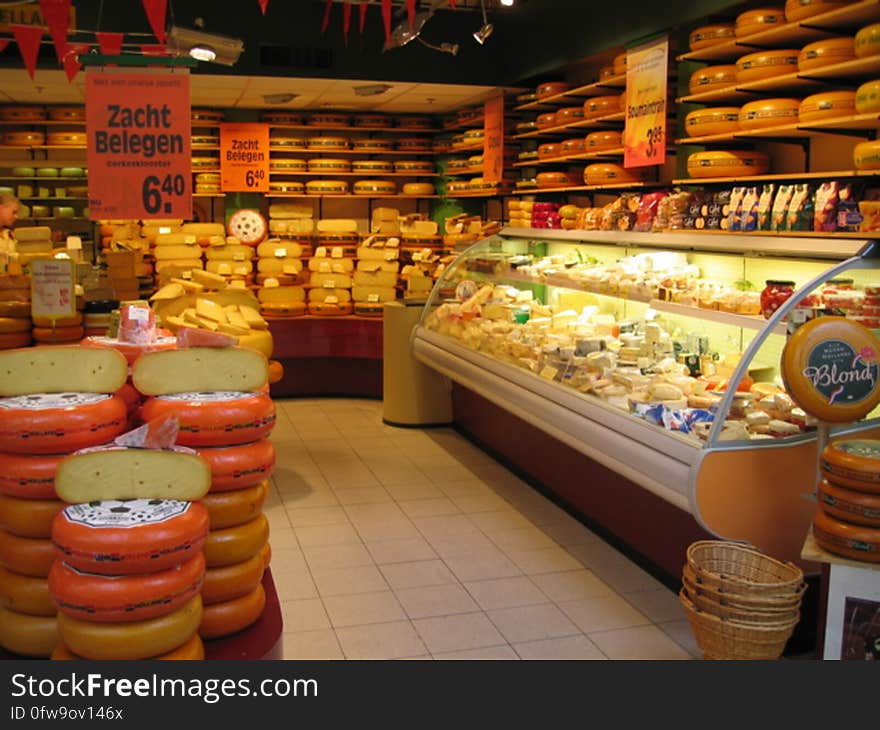 Cheese Shop at Rotterdam Mall, Ted&#x27;s Alfa Romeo, Rijstafel