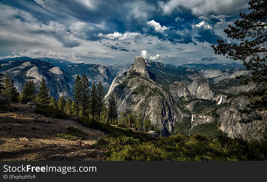 Sky, Mountainous Landforms, Nature, Mountain