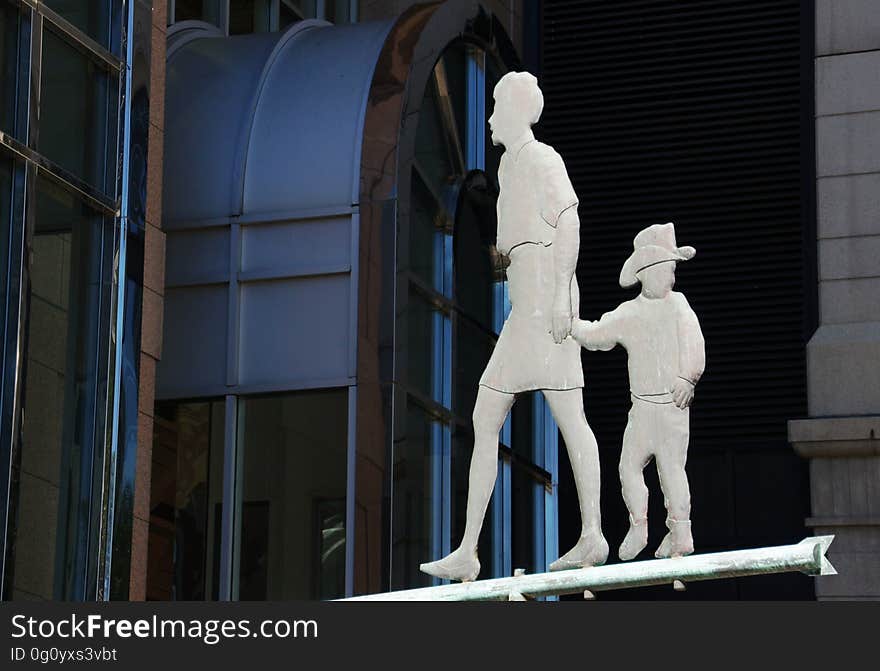 These wind vanes are found on the southeast side of Bankers Hall along 9th Avenue in southwest Calgary, Alberta. These wind vanes are found on the southeast side of Bankers Hall along 9th Avenue in southwest Calgary, Alberta.