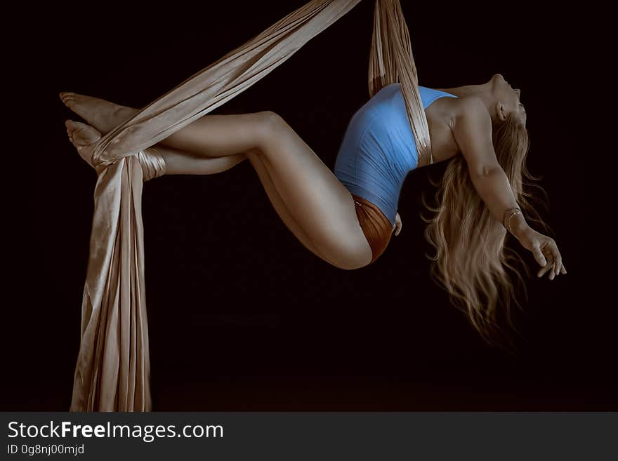 Aerialist, Performance, Dancer, Arm