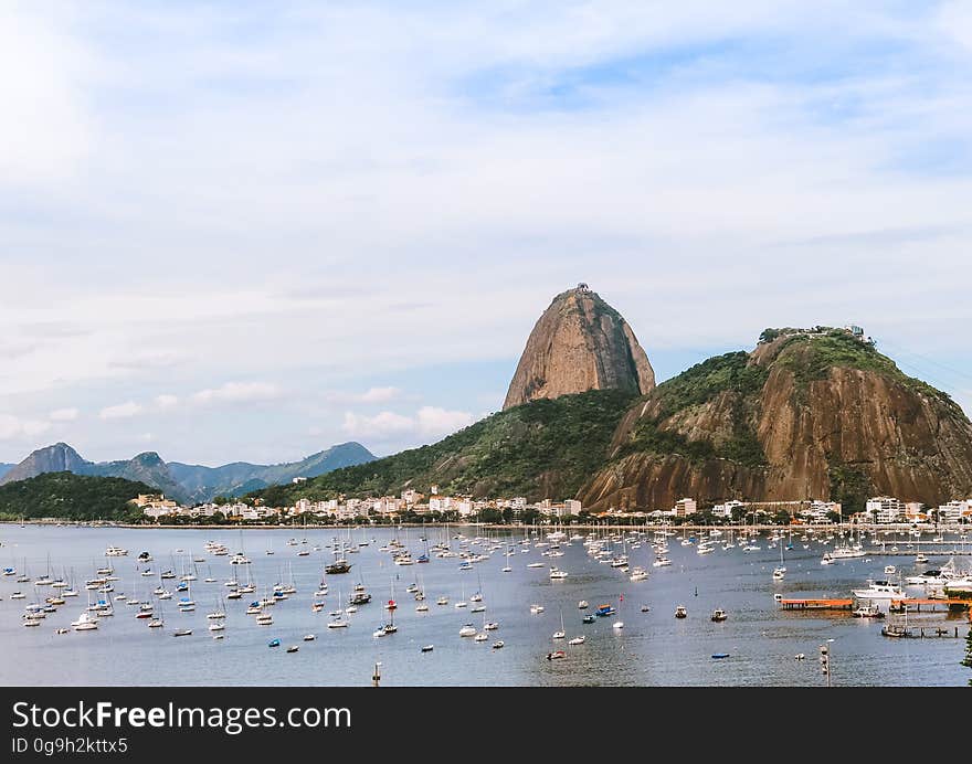 A view from Botafogo beach (Praia de Botafogo) in Rio Janeiro, Brazil.