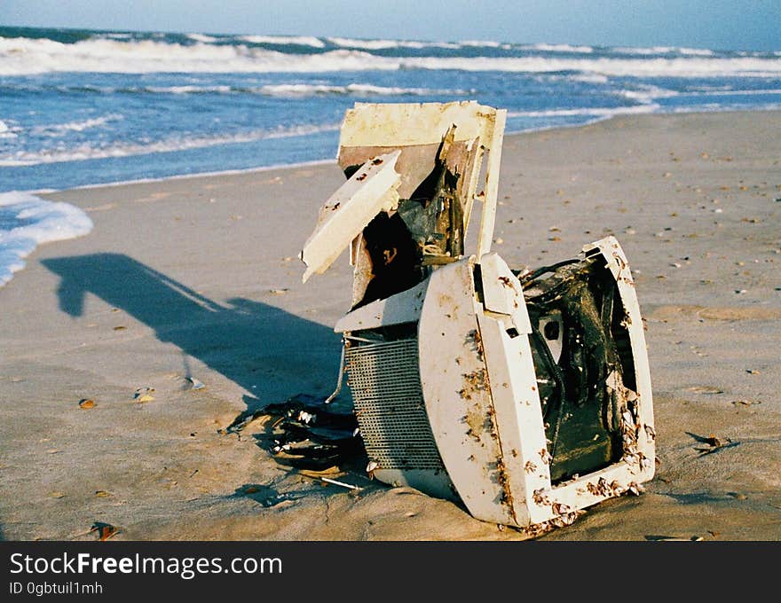 O computador mais próximo de onde eu estava, na praia de caburé, onde se chega de voadeira a partir de barreirinhas, onde se chega de carro a partir de sao luis, onde se chega de avião a partir de qualquer lugar. O computador mais próximo de onde eu estava, na praia de caburé, onde se chega de voadeira a partir de barreirinhas, onde se chega de carro a partir de sao luis, onde se chega de avião a partir de qualquer lugar.