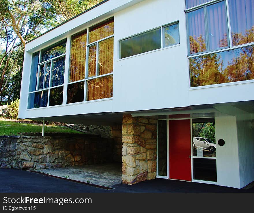 Modern homes still? 1950 Rose Seidler House, Sydney Australia. Journal Event Code:. Modern homes still? 1950 Rose Seidler House, Sydney Australia. Journal Event Code: