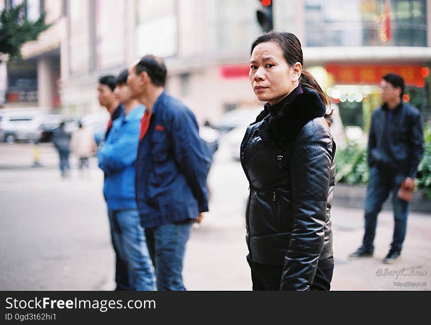 Strangers. I took the shot when she first noticed that I&#x27;m taking photo of her.Fujifilm Superia 200Nikon F3Nikkor AI 50mm f1.4. Strangers. I took the shot when she first noticed that I&#x27;m taking photo of her.Fujifilm Superia 200Nikon F3Nikkor AI 50mm f1.4