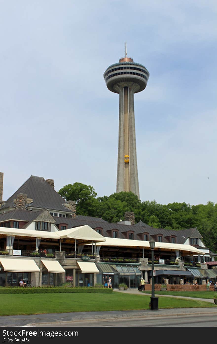 Niagara Falls - Skylon Tower