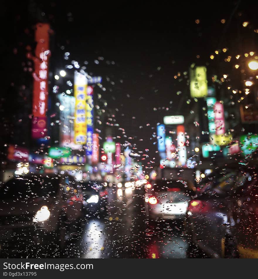 Today is rainy day, so everybody drove their car out, then become traffic jam. Today is rainy day, so everybody drove their car out, then become traffic jam.