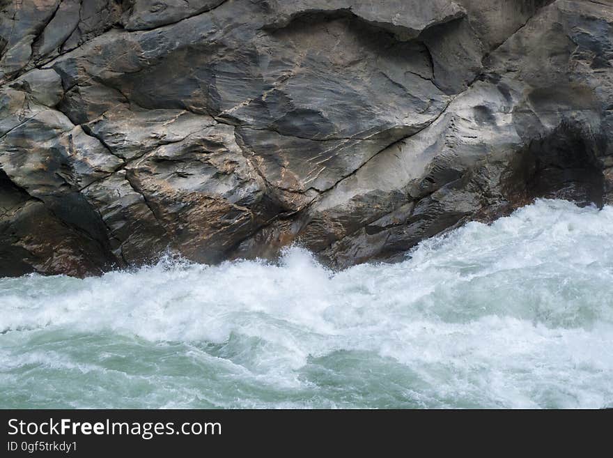 Water, Water resources, Fluvial landforms of streams, Bedrock, Coastal and oceanic landforms, Watercourse