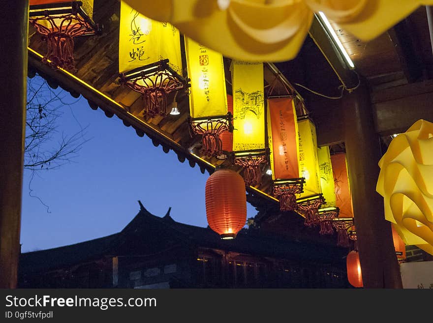 Amber, Light, Sky, Orange, Building, World