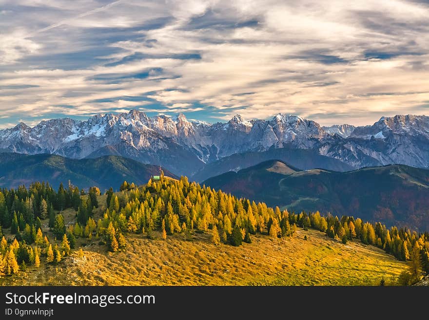 Sky, Mountainous Landforms, Nature, Mountain