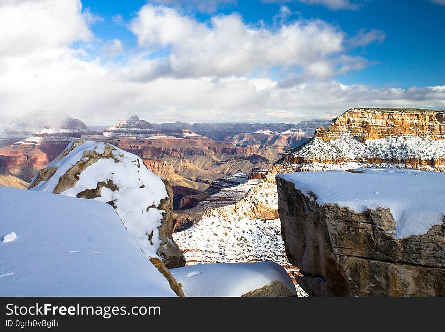 Snow on the rocks over the Gran Canyon. Snow on the rocks over the Gran Canyon.