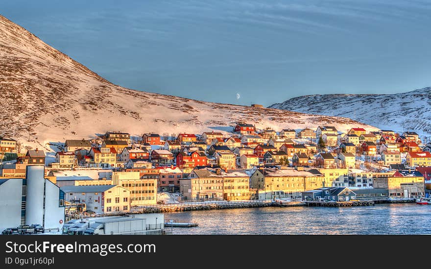 A view of the city of HonningsvÃ¥g in the northern coast of Norway. A view of the city of HonningsvÃ¥g in the northern coast of Norway.